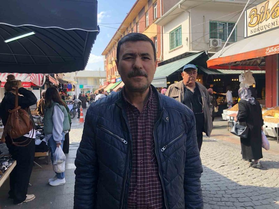 Bayram Yoğunluğu Esnafın Yüzünü Güldürdü