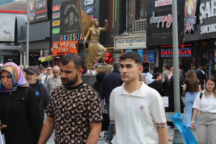 Kayseri’de Bayram Hareketliliği