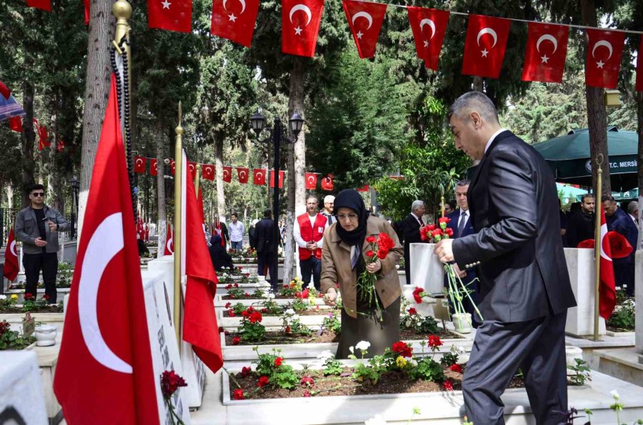 Mersin’de Şehitler Unutulmadı
