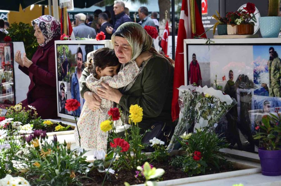 Mersin’de Şehitler Unutulmadı