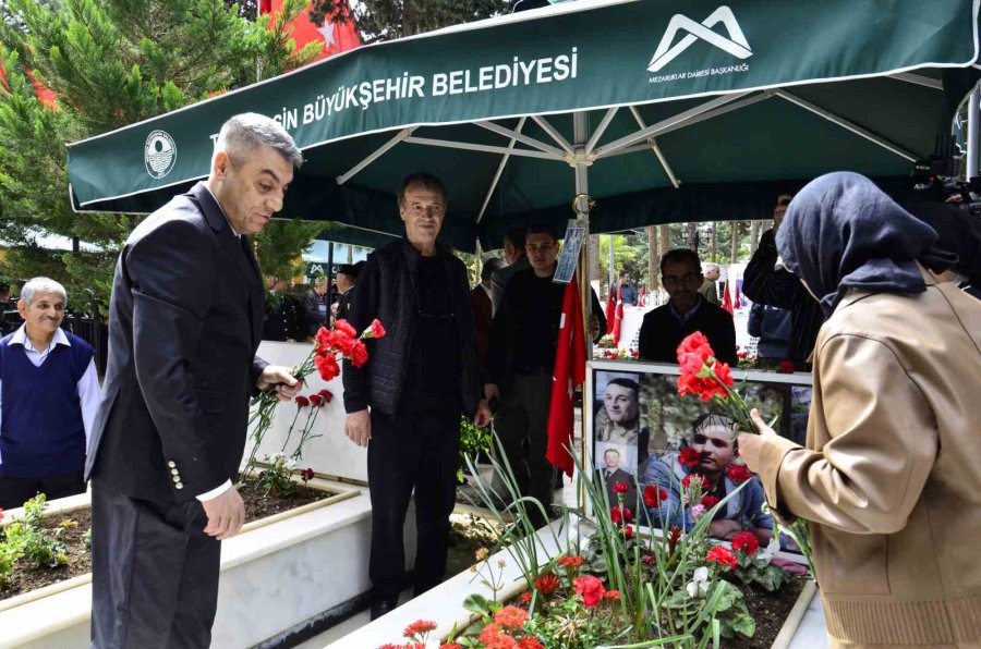 Mersin’de Şehitler Unutulmadı