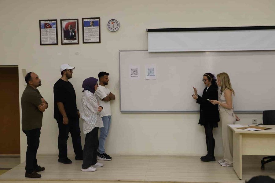 Nöhü Öğrencilerinden Bilgi Ve Eğlenceyi Bir Araya Getiren Etkinlik