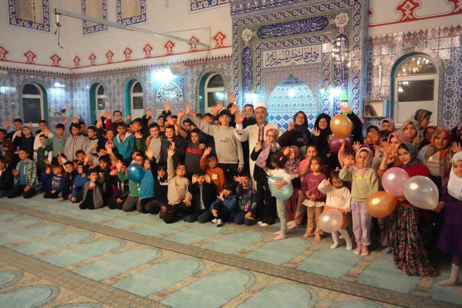 ’cami Market’ Projesiyle Çocuklara Cami Sevdiriliyor