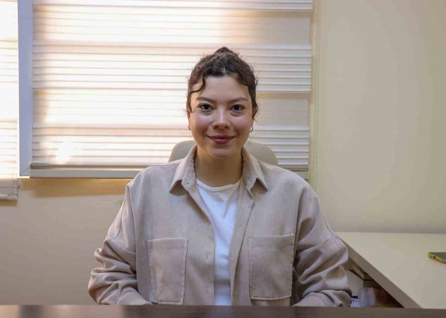 Bayramda Beslenme Düzeni Tavsiyesi: "az Ve Sık Beslenilmeli"