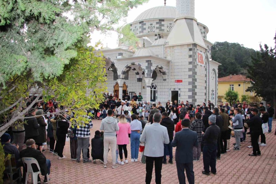 150 Yıllık Gelenek, Bayram Coşkusunu Şekere Dönüştürüyor