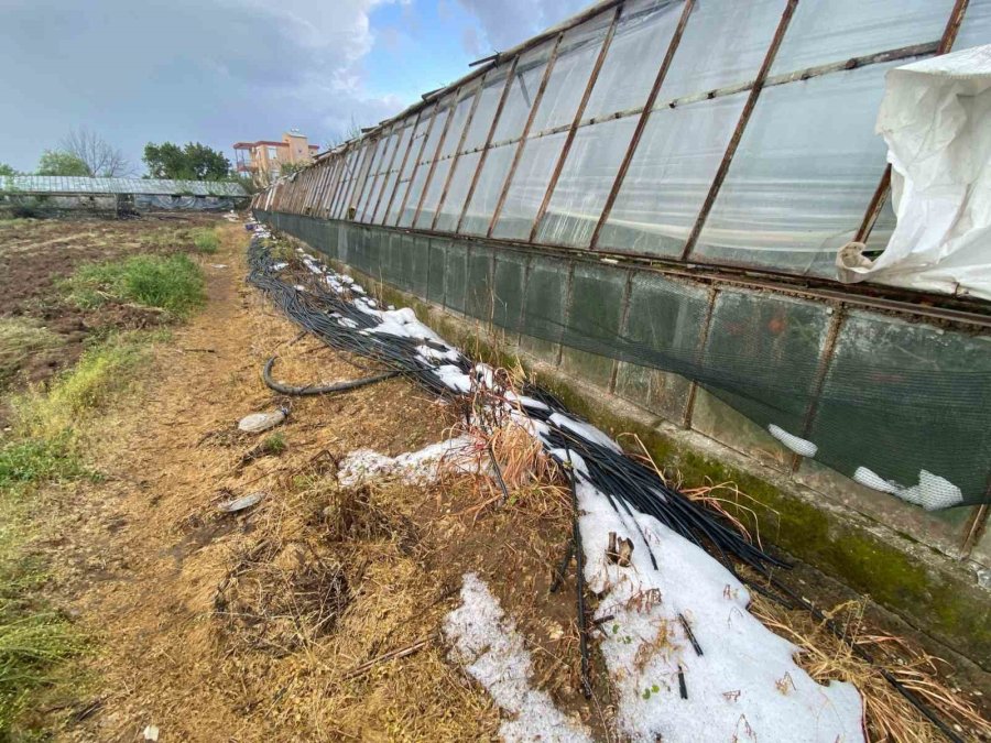 Bayram Sabahı Antalya’ya Dolu Sürprizi