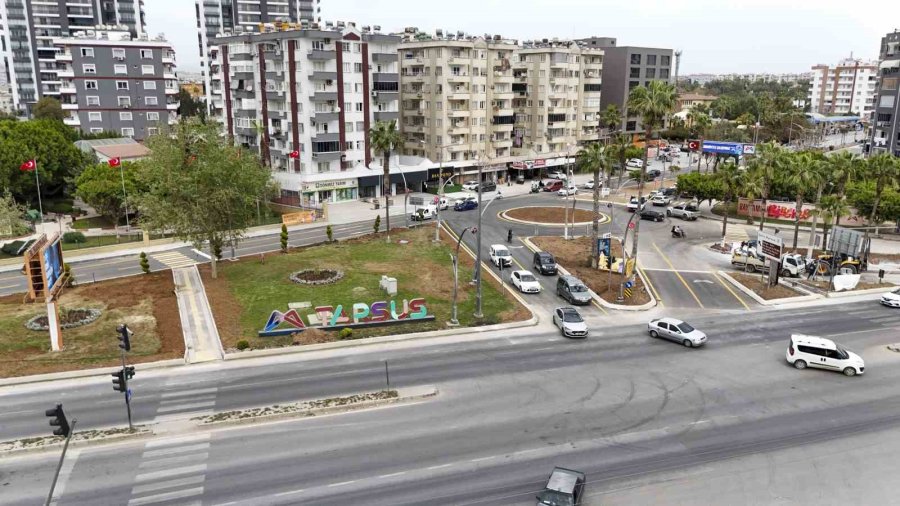 Tarsus’un Batı Girişi Yenilendi