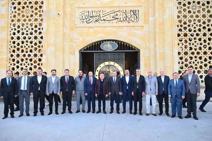 Antalya Valisi Hulusi Şahin’den Bayram Ziyaretleri