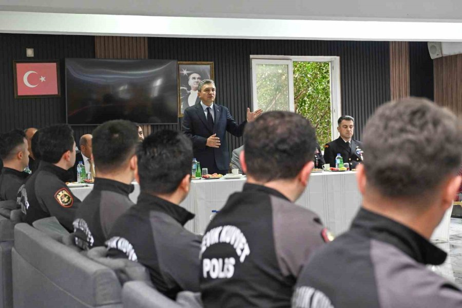 Antalya Valisi Hulusi Şahin’den Bayram Ziyaretleri