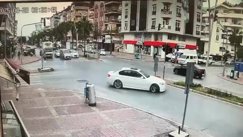 Antalya’da Drift Atan Sürücüye 46 Bin Lira Ceza