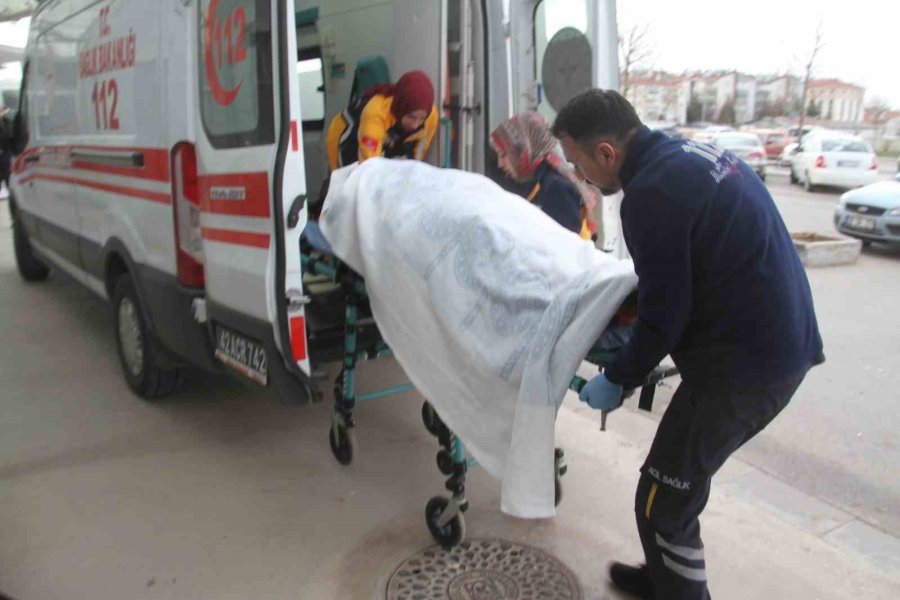 Konya’da Otomobil Uçurma Yuvarlandı: 2 Ölü, 3 Yaralı