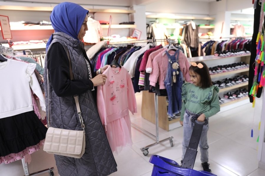 Kocasinan Belediyesi Ramazan Bayramı’nda Ailelerin Yüzünü Güldürdü