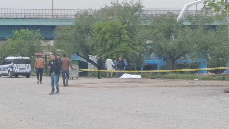 Şişede Durduğu Gibi Durmadı: 1 Ölü, 1 Ağır Yaralı