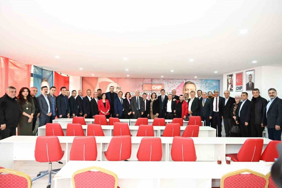 Antalya’da İlk İmza Büyükşehir Belediye Başkanı Muhittin Böcek’ten