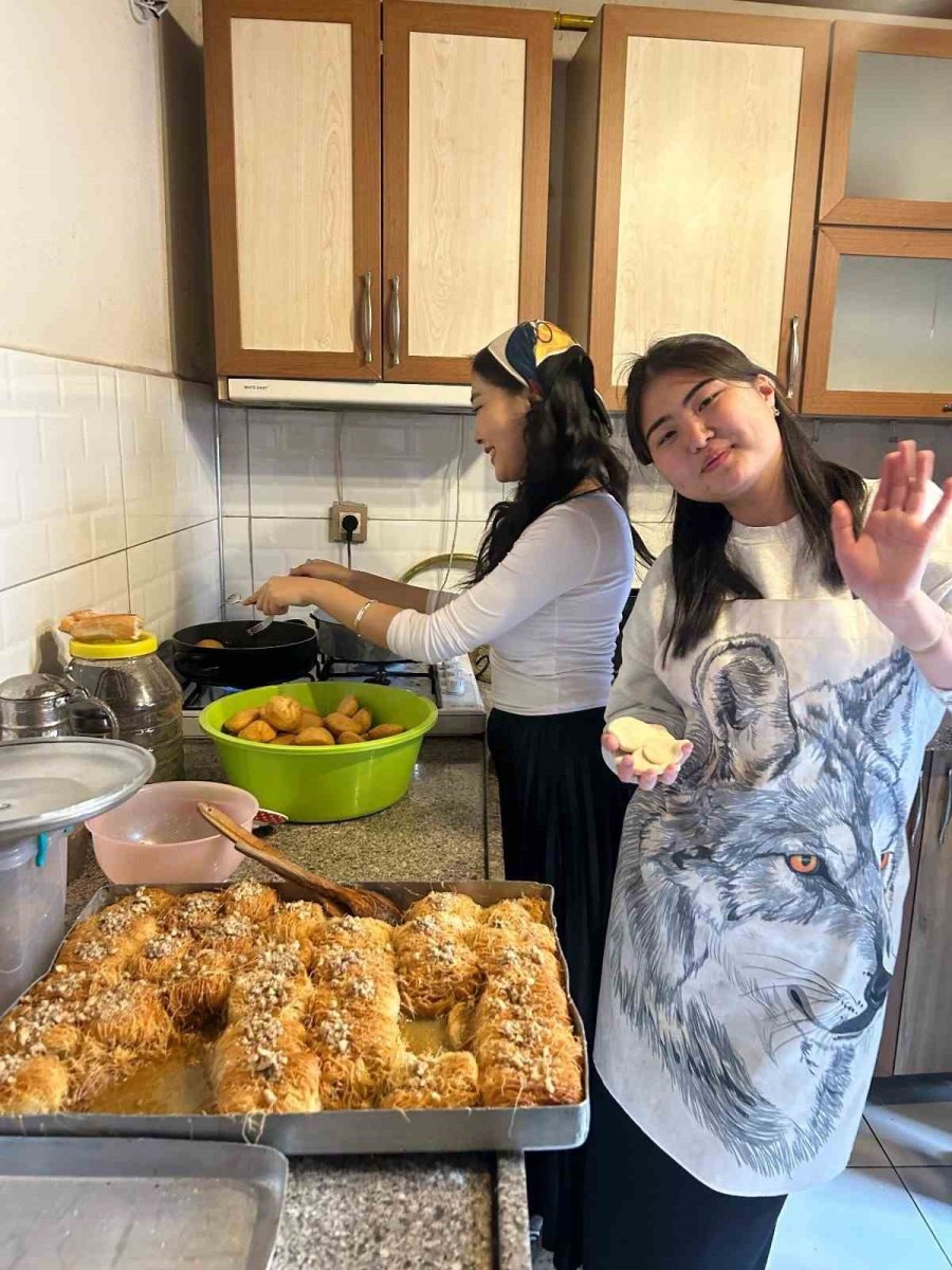 Eskişehir Türk Ocağı’nda Geleneksel Bayramlaşma Töreni Düzenlendi