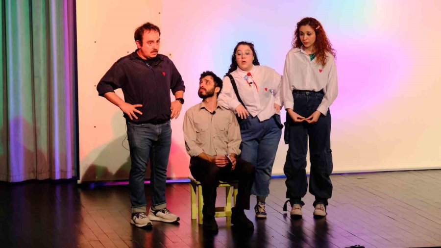 Odunpazarı Belediye Tiyatrosu’ndan Nisan Ayına Özel Program