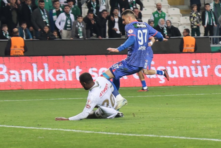 Türkiye Kupası’nda İlk Yarı Finalist Konyaspor