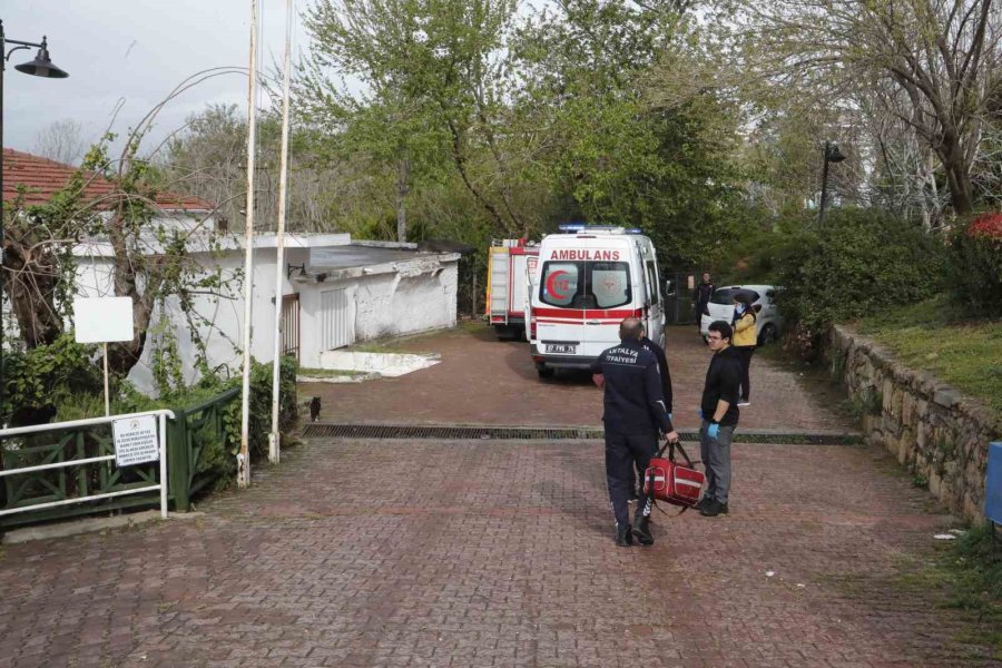 Balık Keyfi Hastanede Son Buldu: Falezlerden Düşerek Bacağını Kırdı