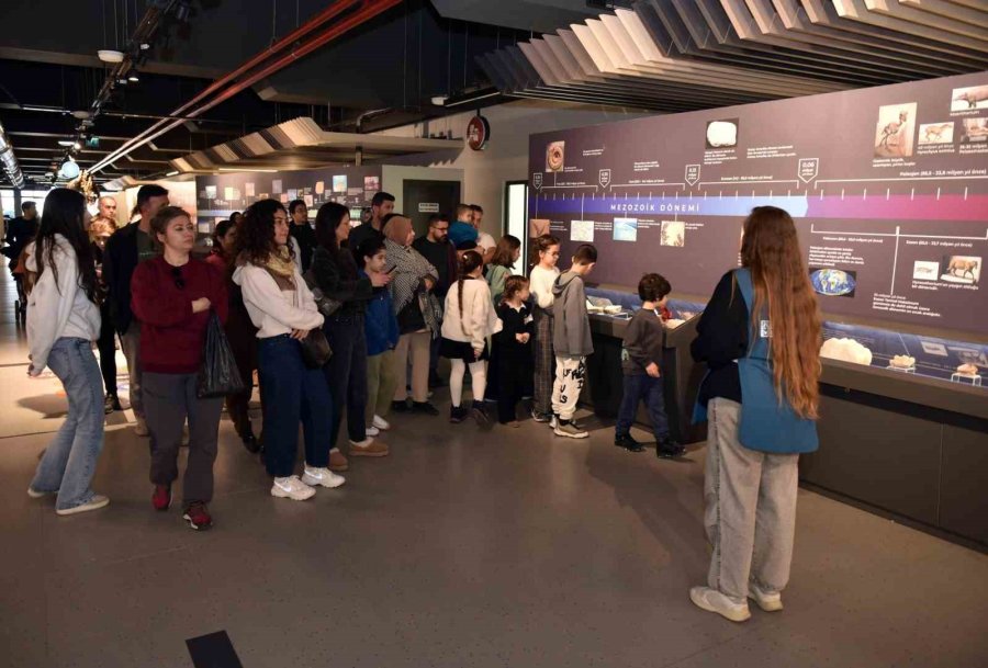 Bilimin Müzesi Kepez’de