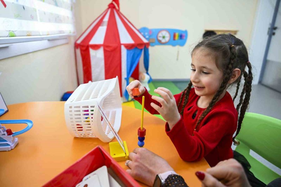 Otizm Aile Danışma Merkezi 1,5 Yılda 250 Çocuğa Ulaştı