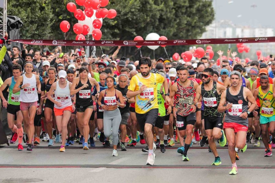 Antalya’nın Spor Festivali Markası Runtalya 20 Yaşında