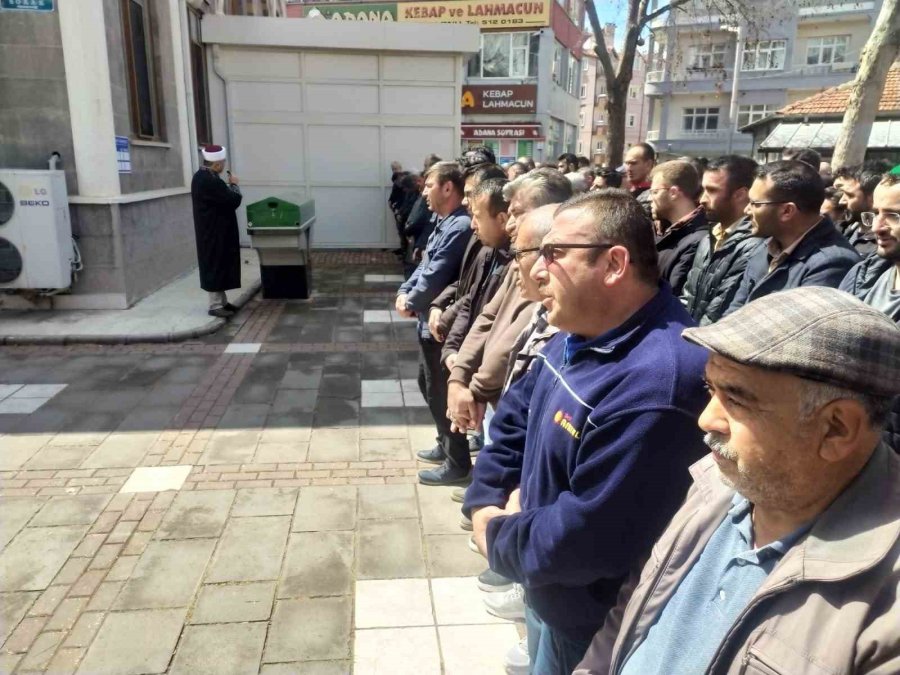 Beynine Pıhtı Atan İlkokul Öğrencisine Acı Veda