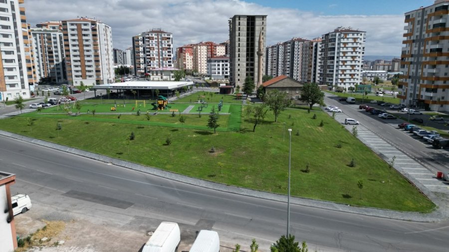 Melikgazi Belediyesi, 5,5 Yıl İçinde 300 Parkı Hizmete Kazandırdı