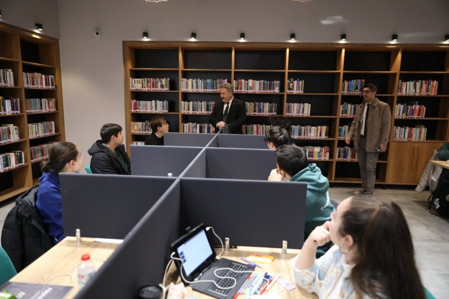 Melikgazi Belediyesi Gençlere Yönelik Hizmetleriyle Örnek Oluyor