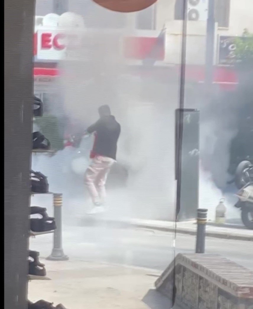 Tüplü Seyyar Mısır Arabası Yandı, İlk Müdahaleyi Vatandaş Yaptı