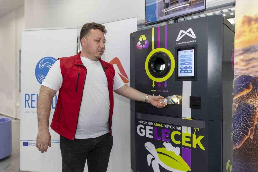 Mersin Sahilleri Plastik Atıklardan Arınacak