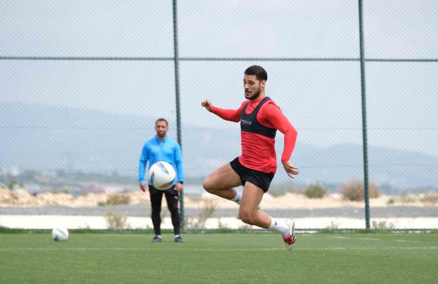 Atakaş Hatayspor, Eyüpspor Maçının Hazırlıklarını Sürdürdü