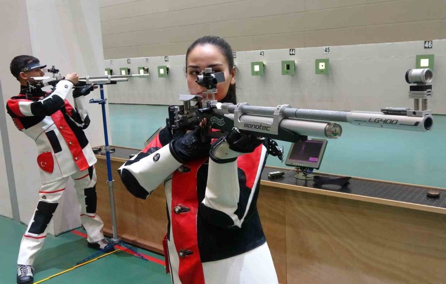 Milli Sporcular Dikeç Ve Tarhan’ın Hedefi Yeni Şampiyonluklar