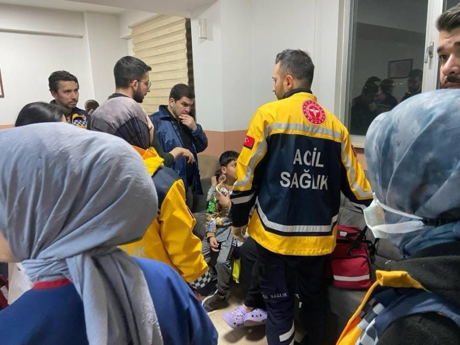 Aksaray’da 12 Aracın Karıştığı Zincirleme Kaza: 10 Yaralı