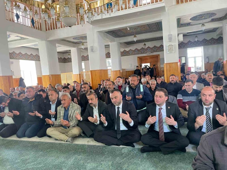 Alparslan Türkeş, Kayseri’de 30 Ayrı Camide Dualarla Anıldı