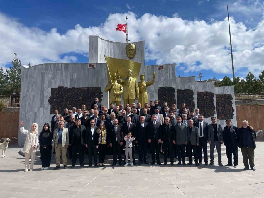 Alparslan Türkeş, Kayseri’de 30 Ayrı Camide Dualarla Anıldı