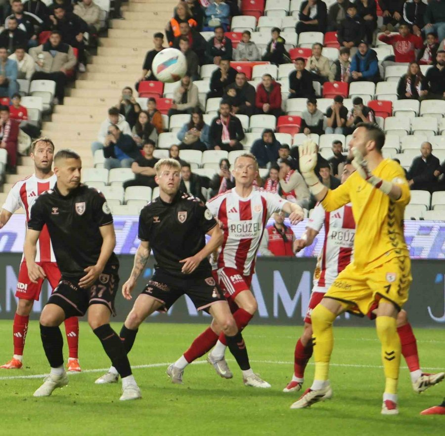 Trendyol Süper Lig: Antalyaspor: 1 - Samsunspor: 0 (ilk Yarı)