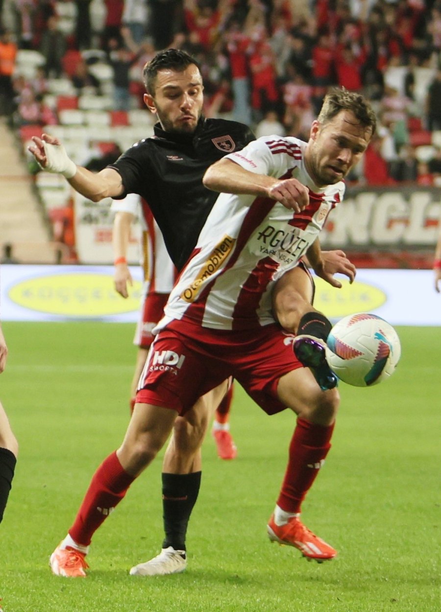 Trendyol Süper Lig: Antalyaspor: 1 - Samsunspor: 0 (ilk Yarı)