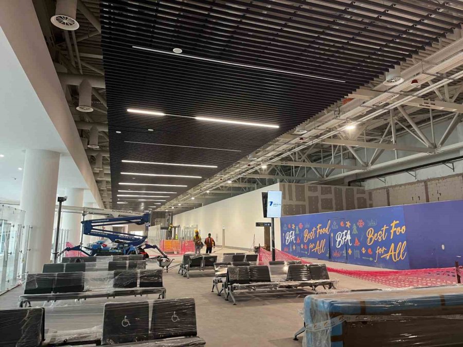 Antalya Havalimanı’nın Kapasitesi 35 Milyon Yolcudan 82 Milyona Çıkıyor