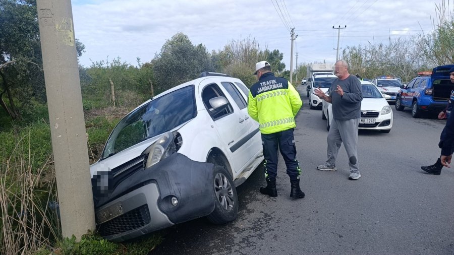 Kaza Yapan Alkollü Sürücü Hakaret Ve Küfür Yağdırdı