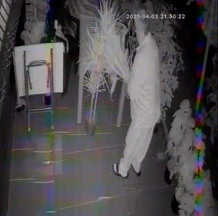 Mersin’de İlginç Hırsızlık: Kadın Beğendi Erkek Çaldı