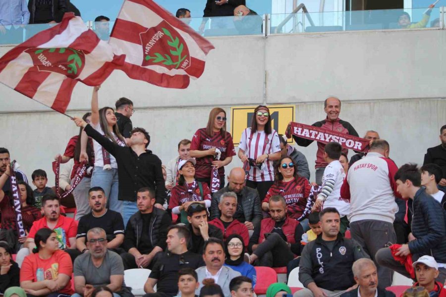 Trendyol Süper Lig: Atakaş Hatayspor: 0 - Eyüpspor: 1 (ilk Yarı)