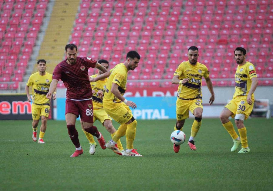 Trendyol Süper Lig: Atakaş Hatayspor: 0 - Eyüpspor: 1 (ilk Yarı)