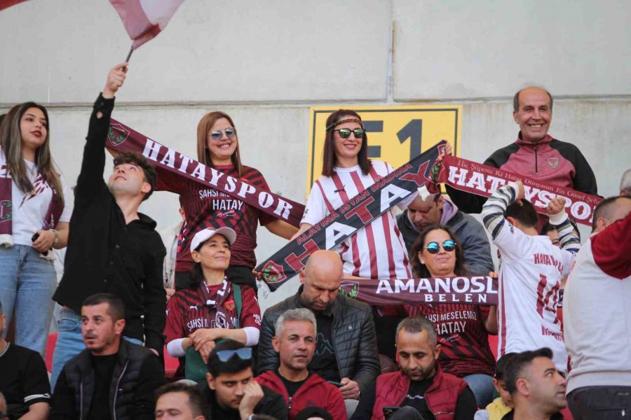 Trendyol Süper Lig: Atakaş Hatayspor: 0 - Eyüpspor: 1 (ilk Yarı)