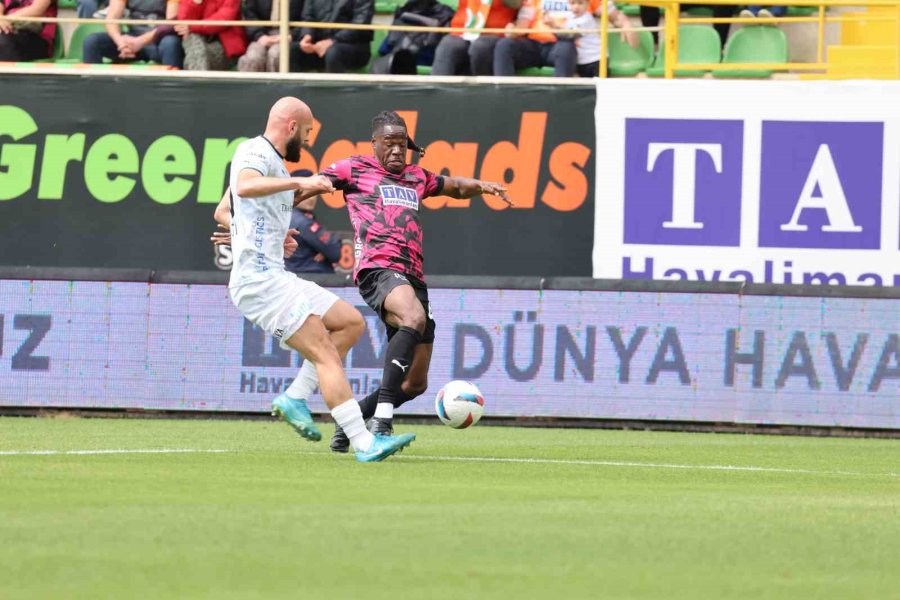 Trendyol Süper Lig: Corendon Alanyaspor: 0 - Bodrum Fk: 0 (ilk Yarı)
