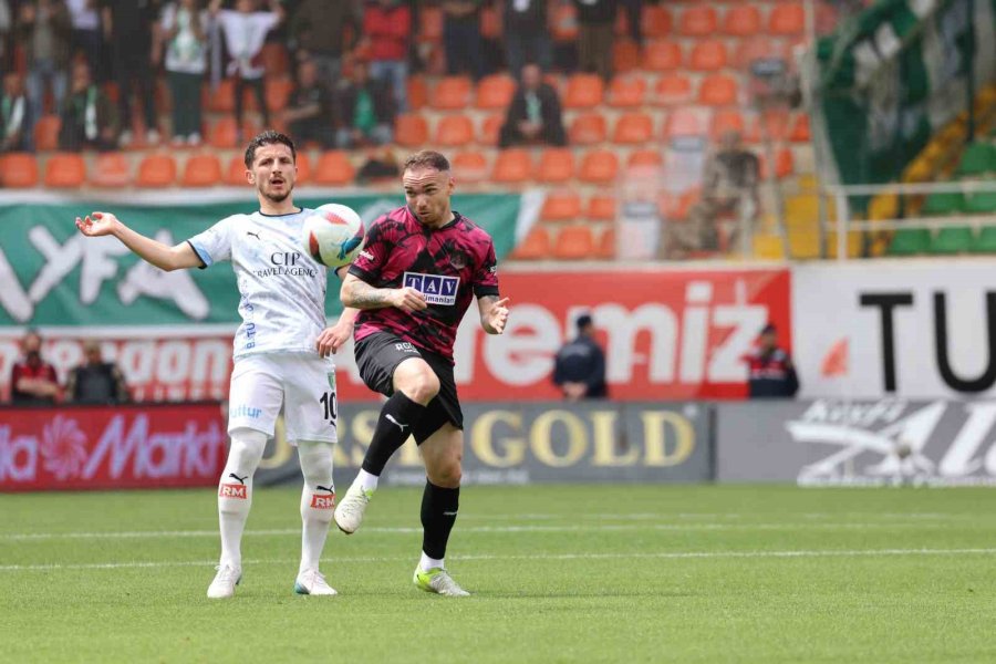 Trendyol Süper Lig: Corendon Alanyaspor: 0 - Bodrum Fk: 0 (ilk Yarı)