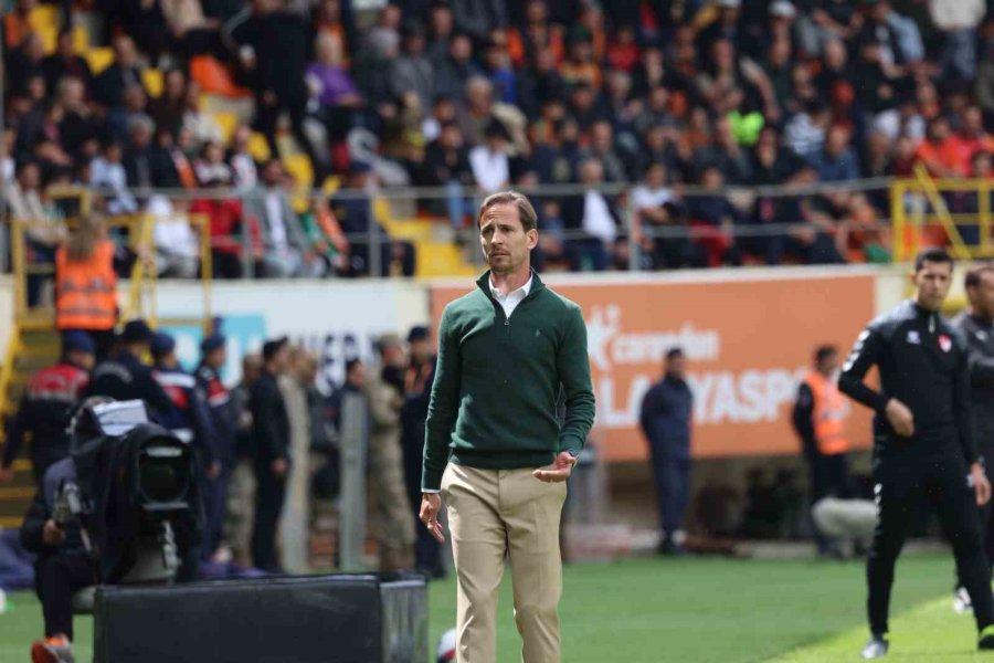 Trendyol Süper Lig: Corendon Alanyaspor: 0 - Bodrum Fk: 0 (ilk Yarı)