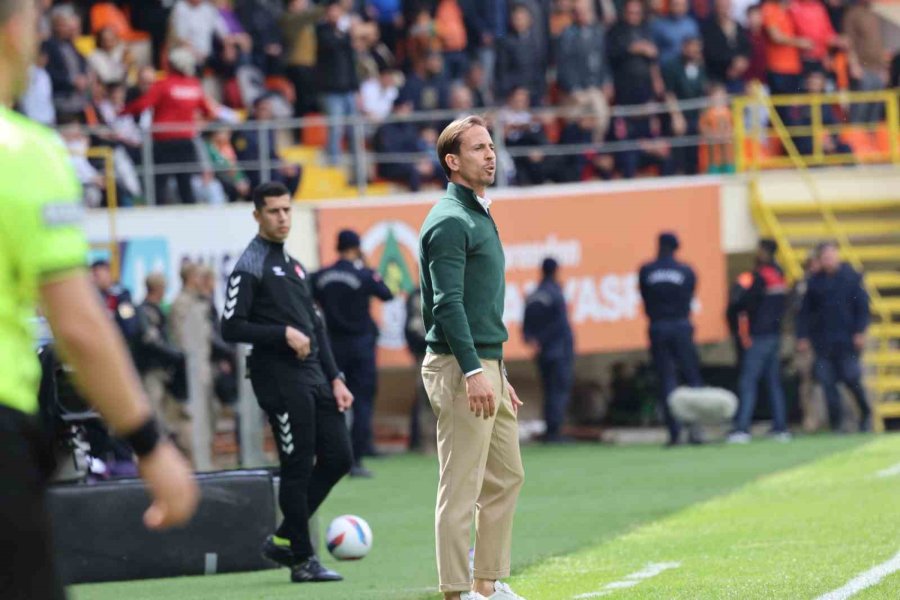 Trendyol Süper Lig: Corendon Alanyaspor: 0 - Bodrum Fk: 0 (ilk Yarı)