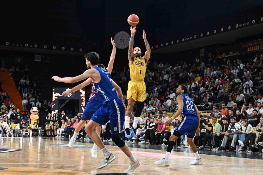 Türkiye Sigorta Basketbol Süper Ligi: Mersin Spor: 63 - Büyükçekmece Basketbol: 66