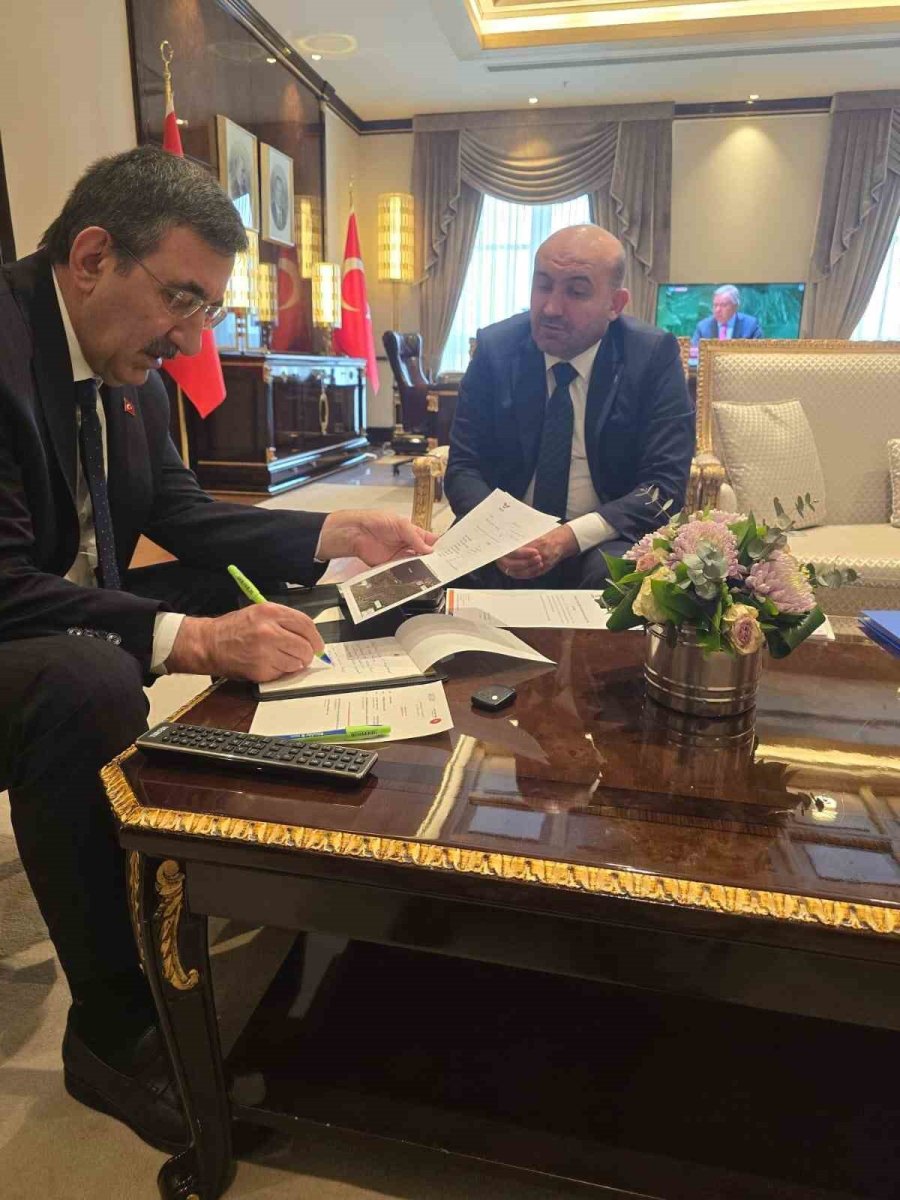 Gürhan Albayrak: "gündemimiz Yatırım, Gündemimiz Eskişehir"