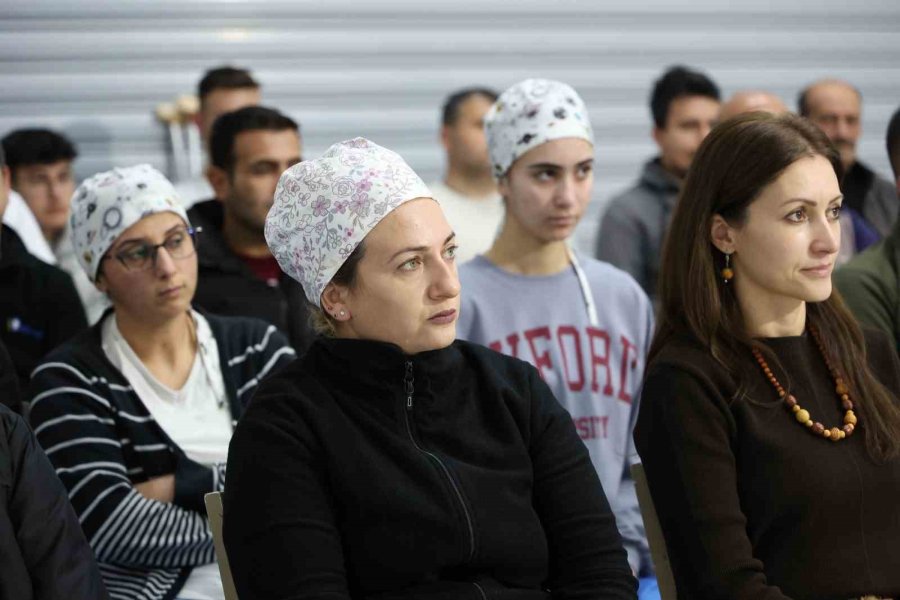 Halk Ekmek Çalışanlarına İş Sağlığı Ve Güvenliği Eğitimi